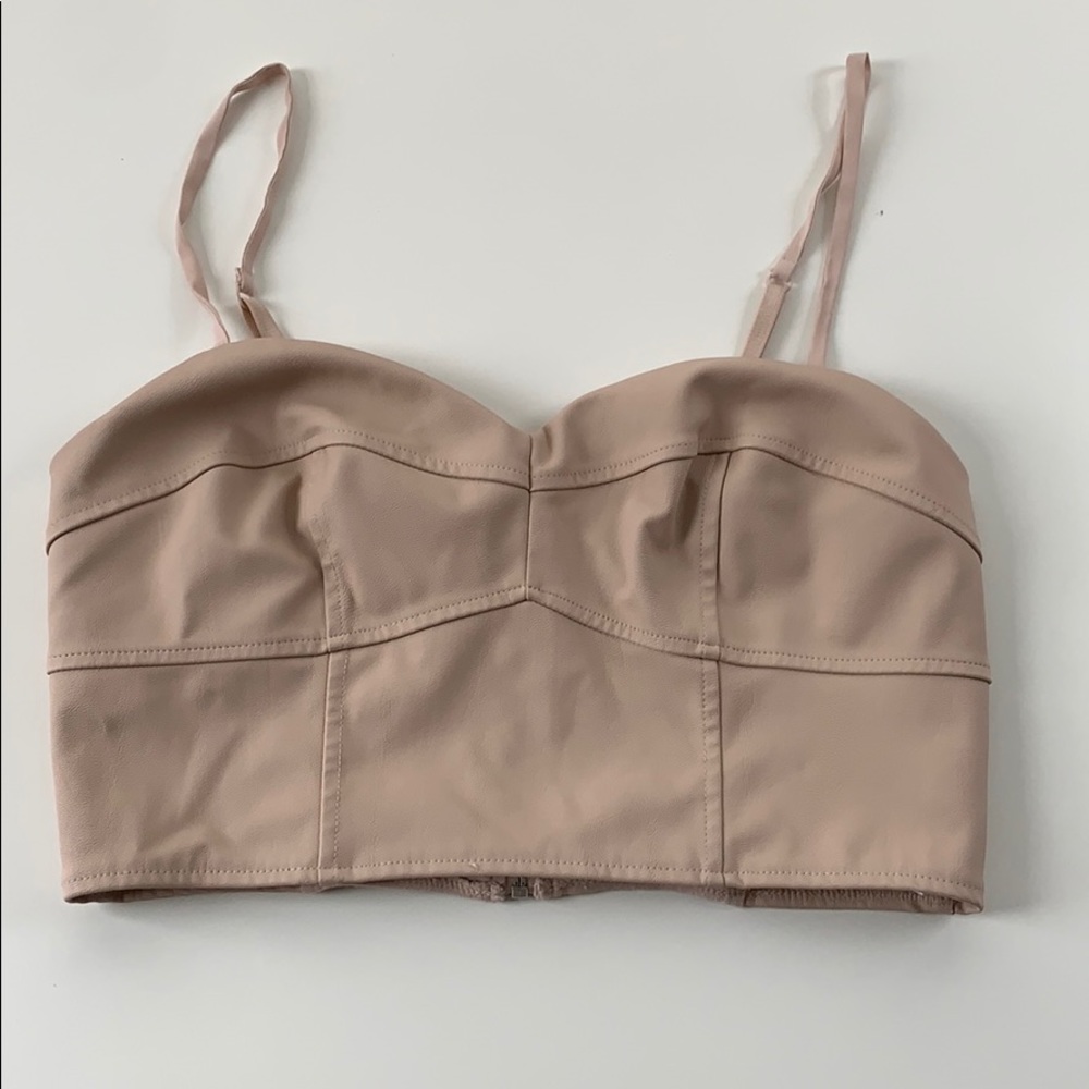 EXPRESS || crop top